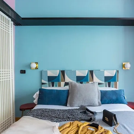 Daire Lovely Studio With Terrace In The Heart Of Milano